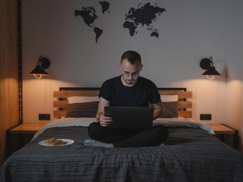 a man uses laptop